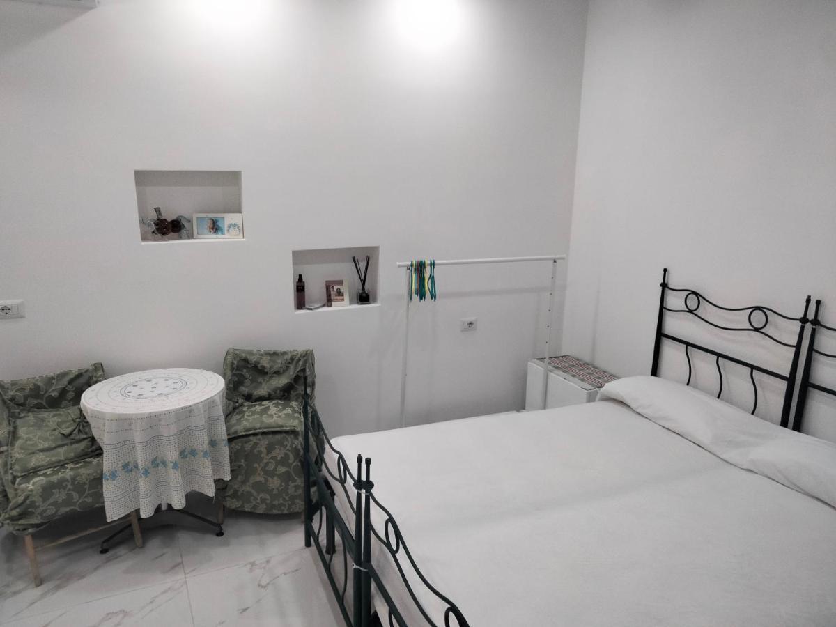 דירות נאפולי Casa Luisa מראה חיצוני תמונה