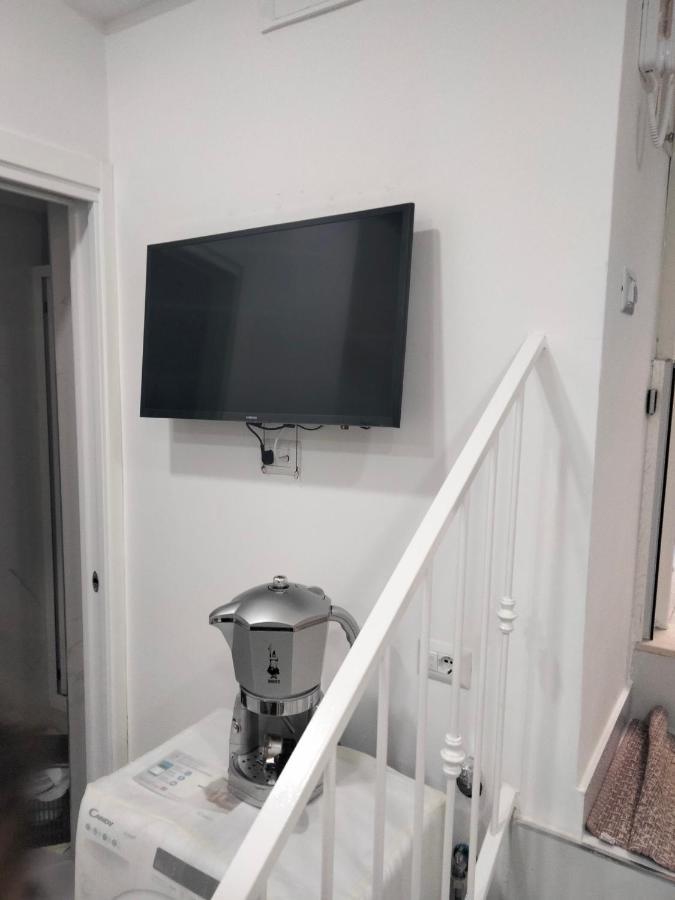 דירות נאפולי Casa Luisa מראה חיצוני תמונה